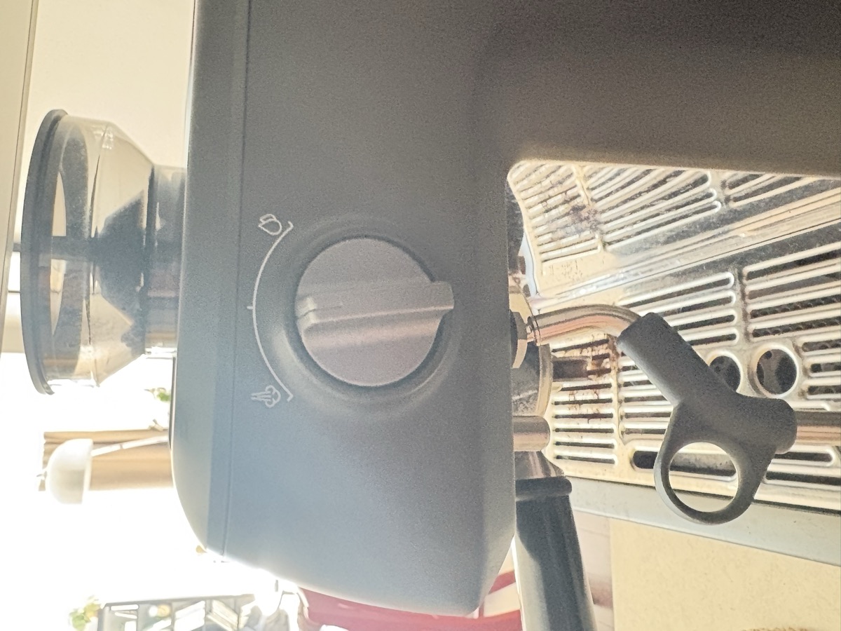 Porte-filtre et bouton de la Breville